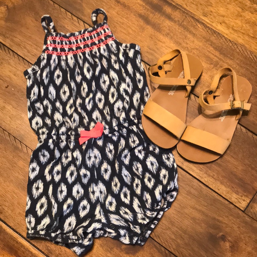 Summer Rompers - Picture 2 of 7
